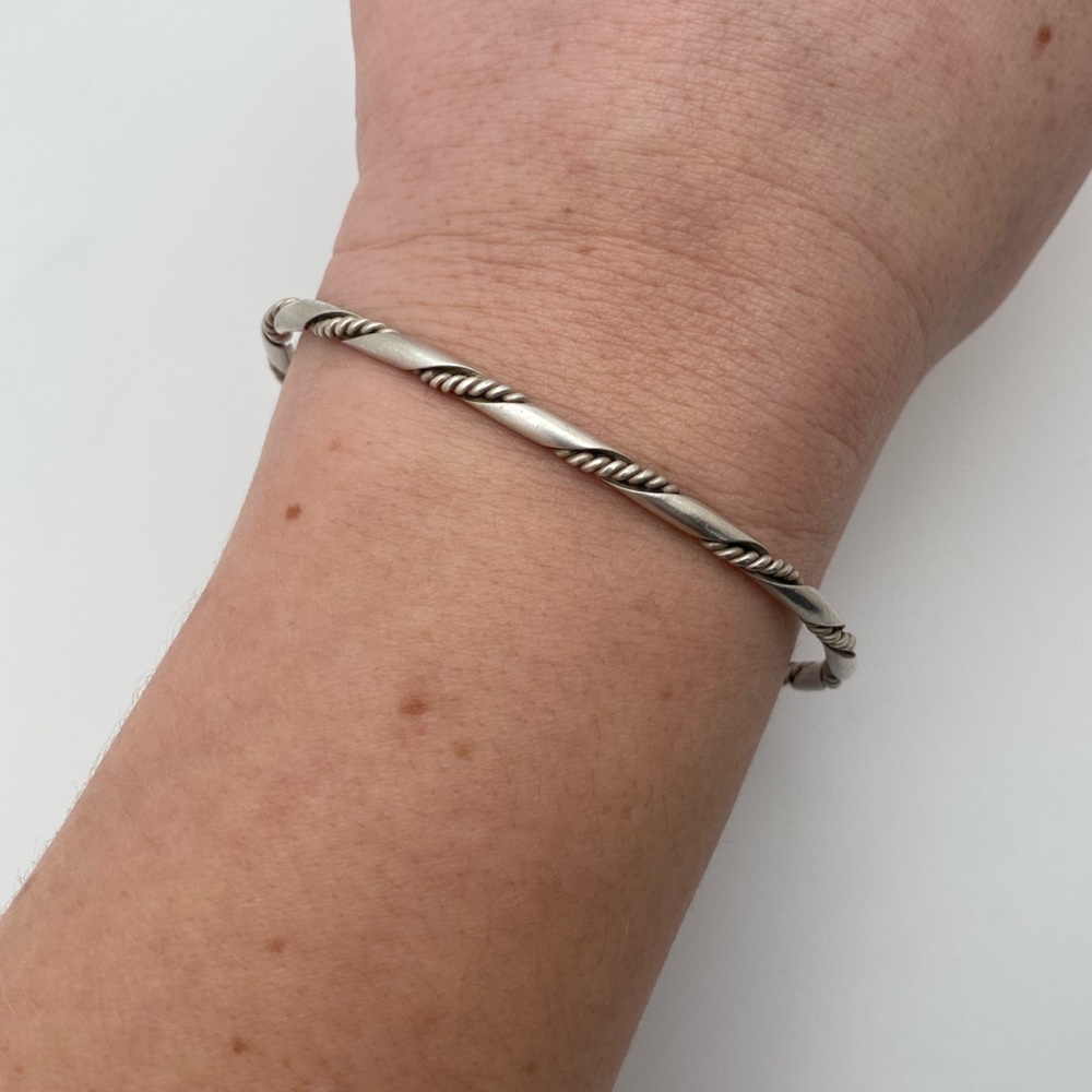 Sterling Silver 925 Twist Bangle Bracelet - Picture 2 of 5